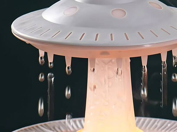 Air humidifier fragrance diffuser led lamp in the shape of an ufo with remote control