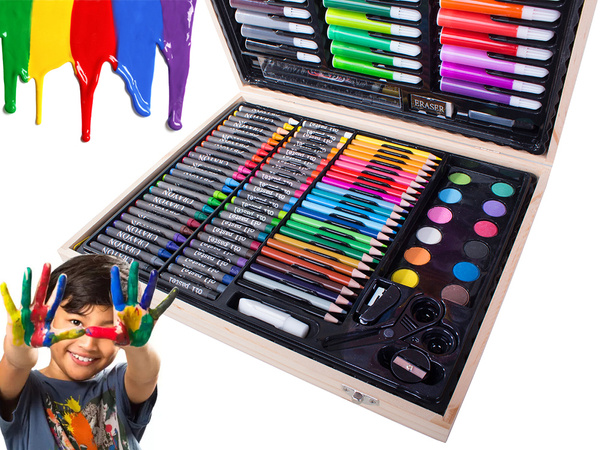 Artist's set for painting in case 150 pcs