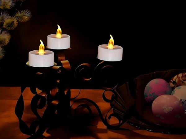 Battery operated led candle for candlestick decoration for wreath flame effect