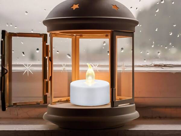 Battery operated led candle for candlestick decoration for wreath flame effect