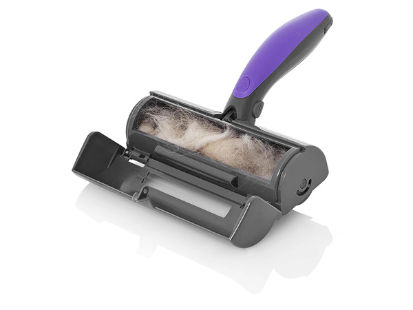 Brush roller for cleaning dog hair led