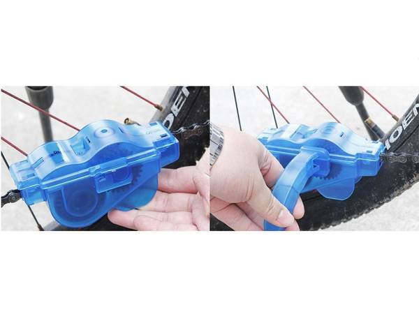 Cleaning tool for chain lubrication bicycle