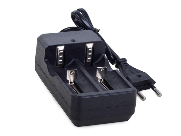Dual 18650 battery cell charger