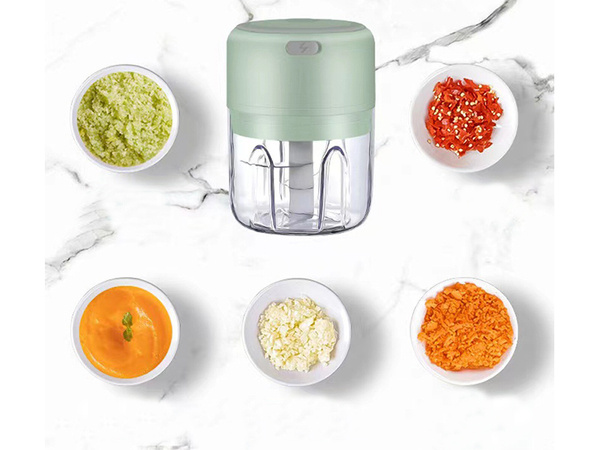 Electric vegetable chopper for herbs