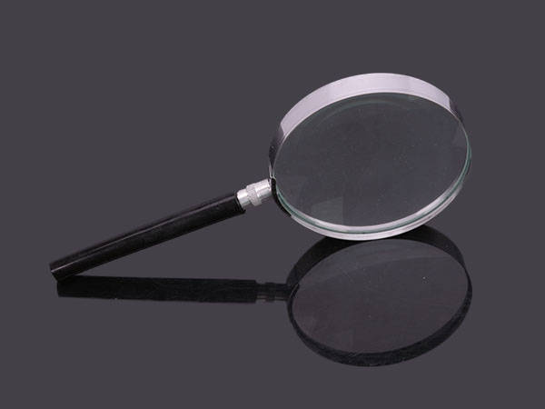 Large magnifying glass lens