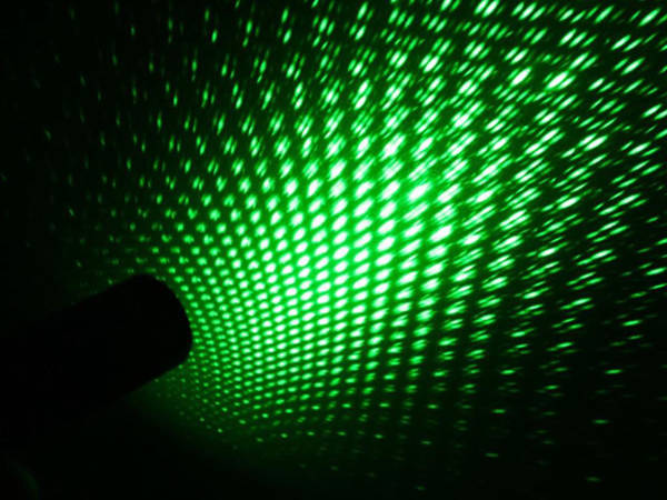 Laser pointer green dot strong
