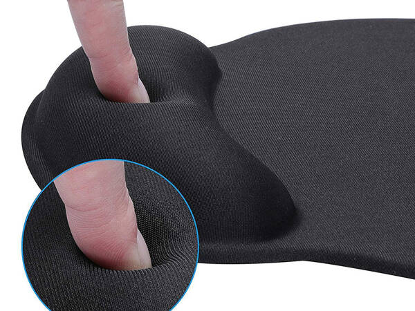 Mouse pad under wrist ergonomic gel memory