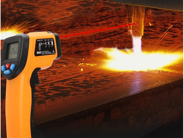 Non-contact laser pyrometer thermometer -50 +550°c