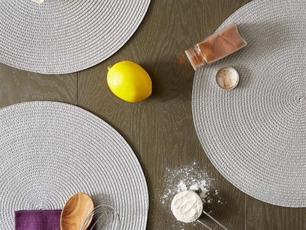 Round placemat for kitchen table plaited table mat grey