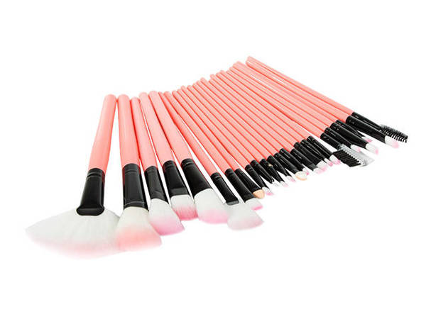 Set of professional make-up brushes 24 pieces