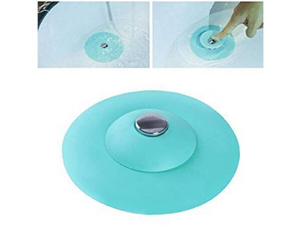 Silicone plug with a strainer for the sink 