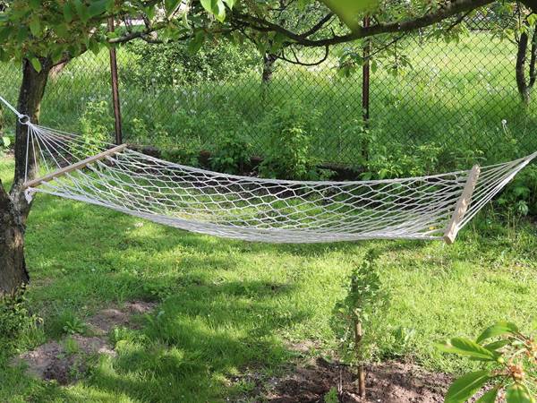 Hamac de jardin en corde avec cadre filet à bascule