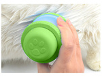 Brosse en silicone pour chien et chat avec distributeur de savon liquide