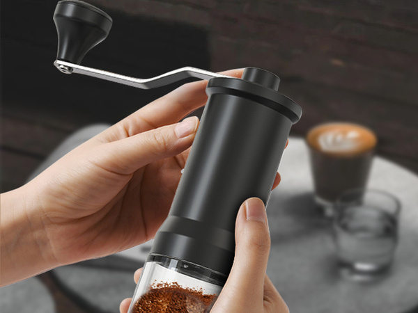 Handmühle zum mahlen von kaffeebohnen nüssen kräutern salz starkem espresso