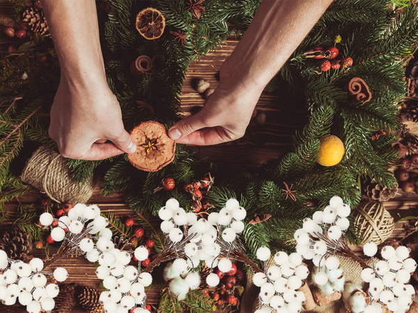 Mattierte eberesche weiss weihnachtlich dekoriert 5 stück