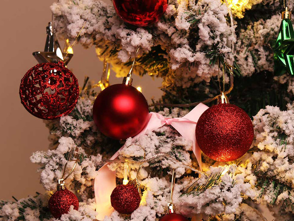 Têtes de sapin de noël 6/4/3 cm kit 100 pièces