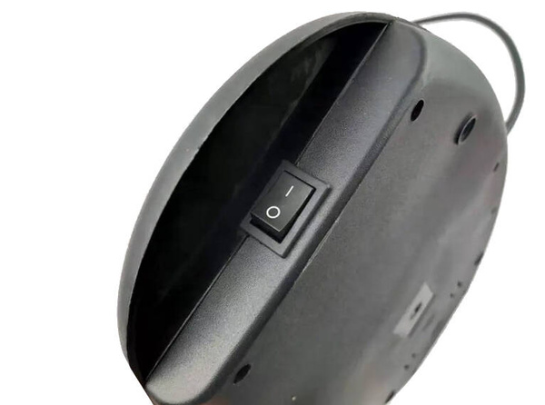 Ceainic electric pentru prepararea ceaiului cu bază încălzită