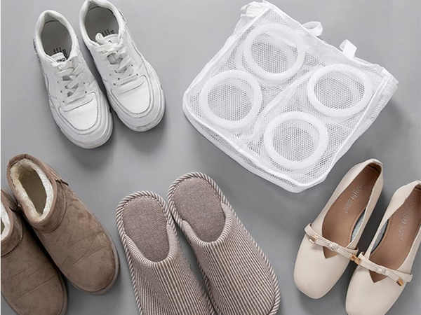 Tīklveida maisiņš bērnu apavu mazgāšanai ar rāvējslēdzēju ietilpīgs