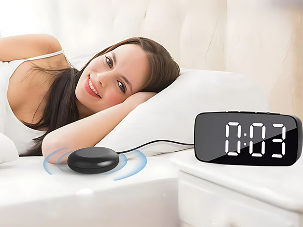 Budzik zegar elektroniczny z padem wibracyjnym led alarm cyfrowy sieciowy