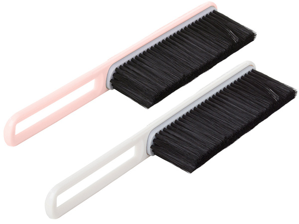 Brosse pour nettoyer les cheveux balai