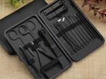 Zestaw do paznokci przybornik manicure pedicure etui cążki 18 elementów