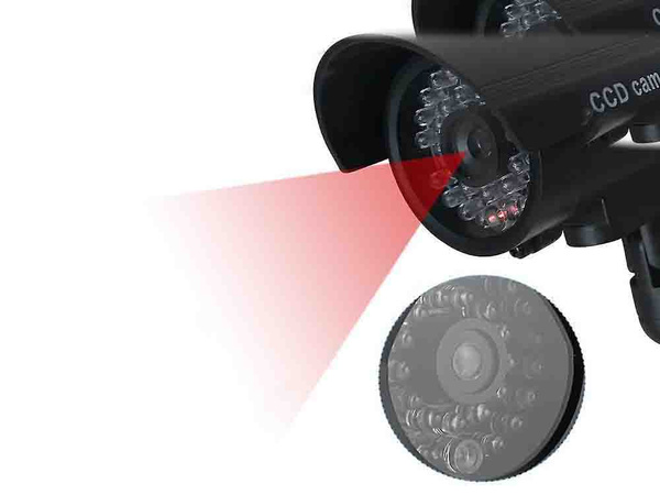 Fiktīva kamera ir led monitoringa saules āra sienas kamera ar mirgojošu diodi