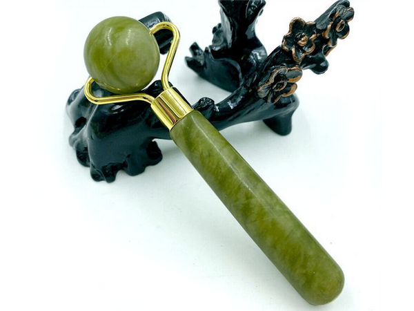 Jade gesichtsmassagegerät roller set