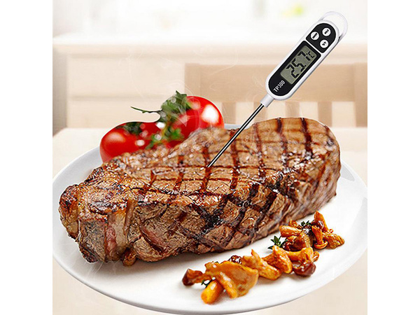 Kitchen thermometer with probe for barbecue meat water