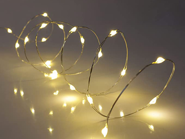 Проволочные светильники 100 светодиодов с батарейками 10 м белый теплый