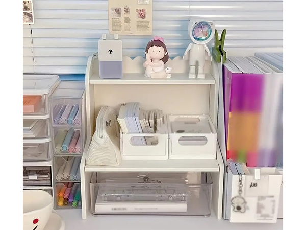 Rašomojo stalo organizatoriaus lentyna erdvi didelė