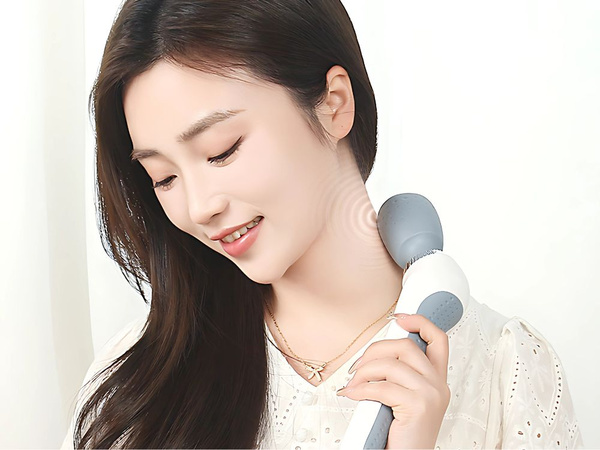 Handheld vibrating electric body massager strong muscle relaxation