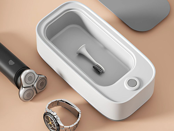 Lave-bijoux à ultrasons vibrant pour nettoyer les bijoux, les lunettes et les montres