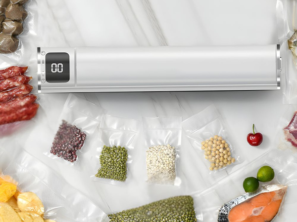 Вакуумный упаковочный аппарат для продуктов питания + набор мешков 10 шт.
