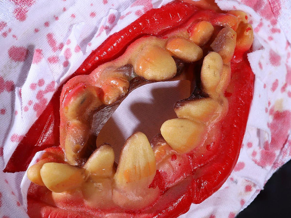 Krvava zobna maska halloween grozljivka preobleka halloween kostum