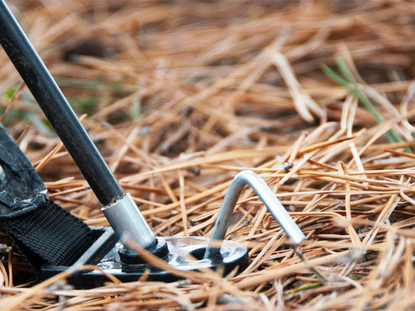 Tent piles holidays anchor pins steel 18cm 20pcs hook &Tent piles holidays anchor pins steel 18cm 20pcs hook & lamp
