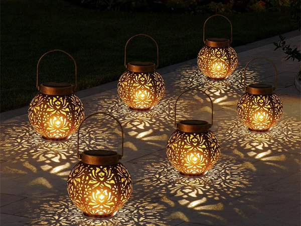 DEKORATIVNA SOLARNA LAMPION LED SOLARNA LAMPION ZLATA BAKRENA VISEČA