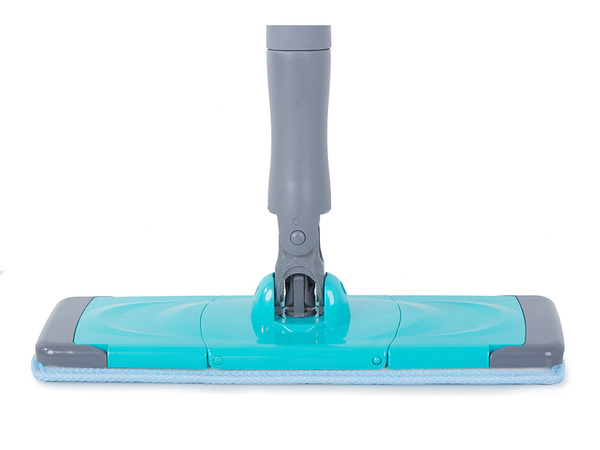 Flat mop for floor cleaning non-dripping titan twist
