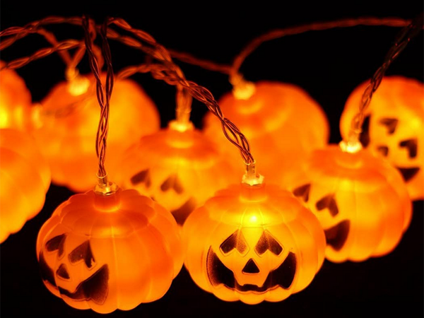 Fények 10 ledes lógó tök halloween 200cm világító dekoráció tök dekoráció