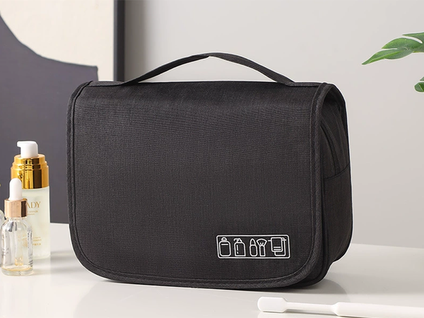 Travel cosmetics bag, hanging organiser for the bathroom, with zip, hook and handle