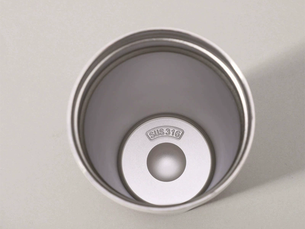Taza térmica de 530 ml con pajita y asa de acero, termo para bebidas frías y calientes.