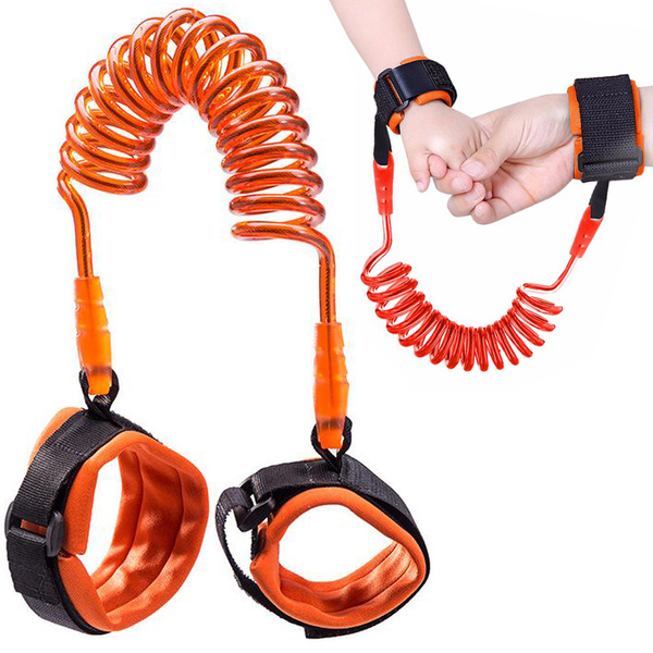 Child's harness leash against escape loss