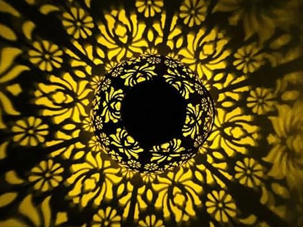 DEKORATIVNA SOLARNA LAMPION LED SOLARNA LAMPION ZLATA BAKRENA VISEČA