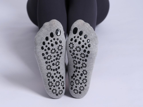 CSÚSZÁSGÁTLÓ PAMUT LÉLEGZŐ JÓGA LÁBZOKNI JÓGA 36-40