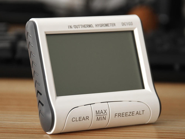 Weather station thermometer hygrometer sensor