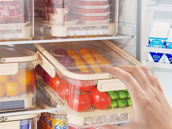 Maisto konteineriai laikymui žemoje temperatūroje aušinimo įtaisas