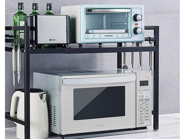 Stojan na mikrovlnnou troubu s nastavitelnou policí