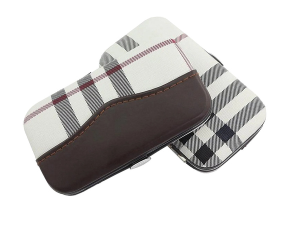 Zestaw do paznokci przybornik manicure pedicure etui cążki 7 elementów