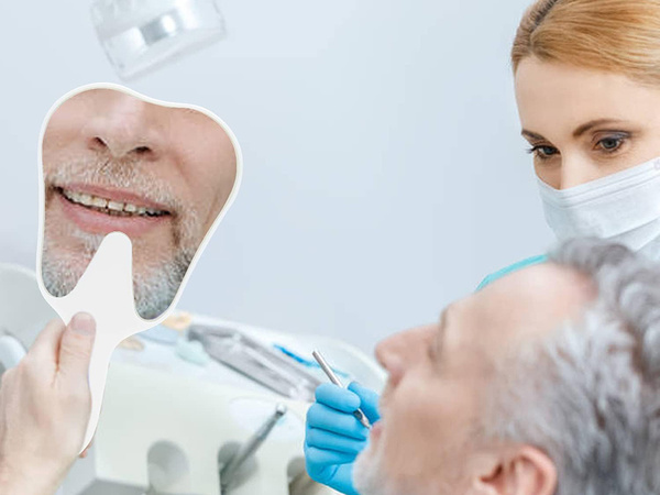 Kosmētikas kosmētikas kosmētikas spogulis zobu rokas spogulis zobu formā