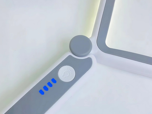Lupă de lectură iluminată 4x cu iluminare led