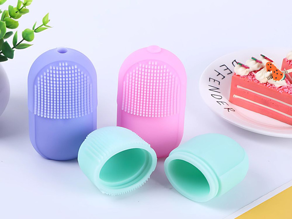 Ice roller silicone facial massager soothing smoothing